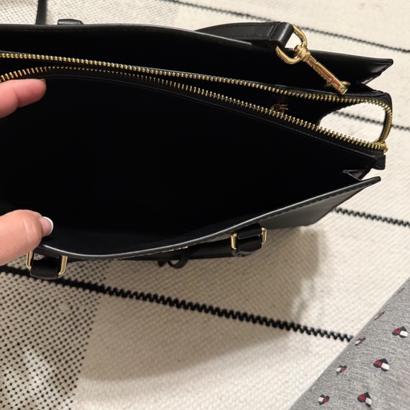 Micheal Kors satchel - Picture 7 of 8